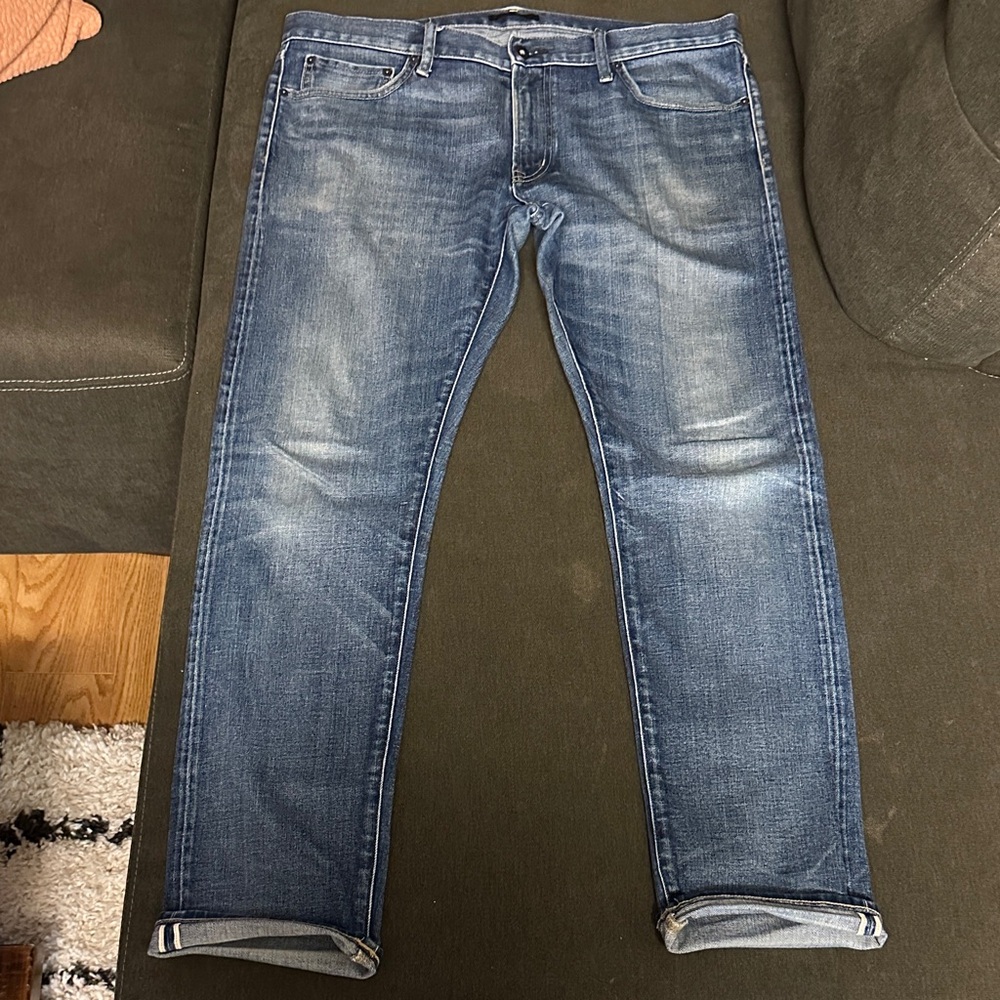 Uniqlo Men's Indigo Slim Selvedge Jeans - Picture 6 of 7